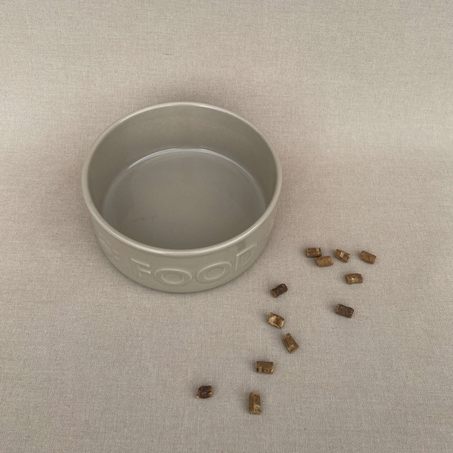 Voer- en drinkbak FOOD